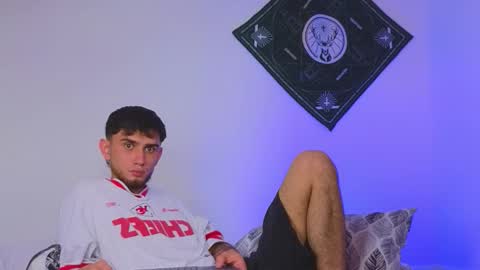 Snapshot of samevansx chatting on 10-28-25, 04:09 samevansx online show from 10-28-25, 04:09