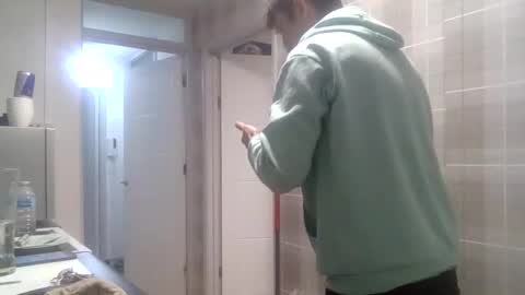 Snapshot of samiam381653 chatting on 02-06-26, 05:49 samiam381653 online show from 02-06-26, 05:49