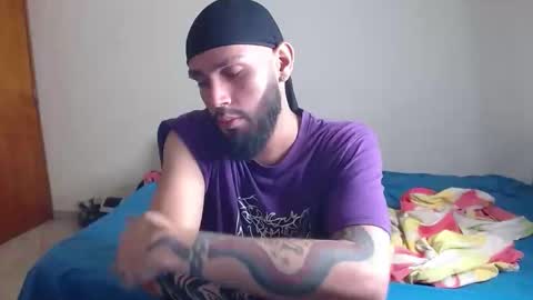 Snapshot of samir_music_ chatting on 12-20-25, 11:17 samir_music_ online show from 12-20-25, 11:17