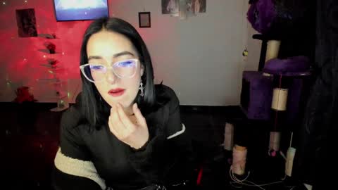 Snapshot of samismith77 chatting on 01-08-25, 03:29 SARA online show from 01-08-25, 03:29