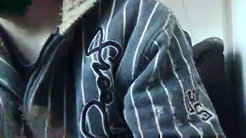 Snapshot of samjangas chatting on 10-18-25, 10:49 Castiel online show from 10-18-25, 10:49