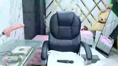 Snapshot of sammanthaboob chatting on 03-10-26, 11:37 Luisa online show from 03-10-26, 11:37