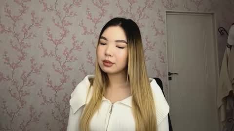 Elina online show from 02-27-26, 07:41