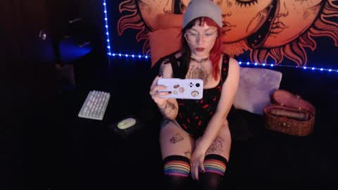 Snapshot of sammy_ft_joe chatting on 02-26-25, 12:36 Sammy and Joe online show from 02-26-25, 12:36