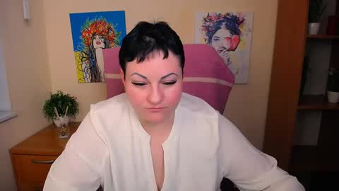 Snapshot of sammy_playful chatting on 02-23-25, 10:42 sammy online show from 02-23-25, 10:42