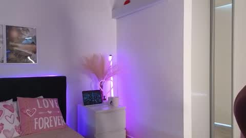 Snapshot of sammypeeks chatting on 02-19-26, 10:22 SammyPeeks online show from 02-19-26, 10:22