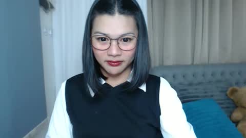 Snapshot of sammypretty19 chatting on 02-17-26, 05:15 im throat fucker online show from 02-17-26, 05:15