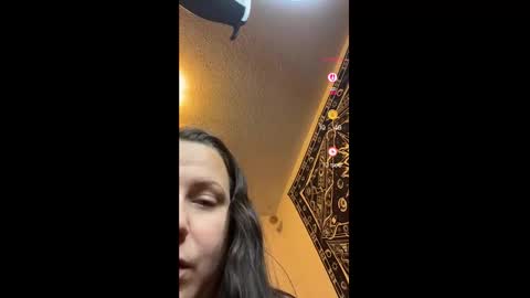 Snapshot of sammyraxx chatting on 11-19-25, 09:37 Sammy Raxx online show from 11-19-25, 09:37