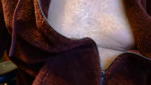 Snapshot of samsenior70 chatting on 11-02-25, 10:34 Sam online show from 11-02-25, 10:34