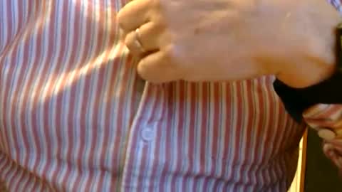 Snapshot of samsenior70 chatting on 11-13-25, 11:25 Sam online show from 11-13-25, 11:25