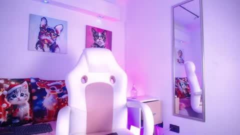 Sammy  online show from 12-22-25, 04:37