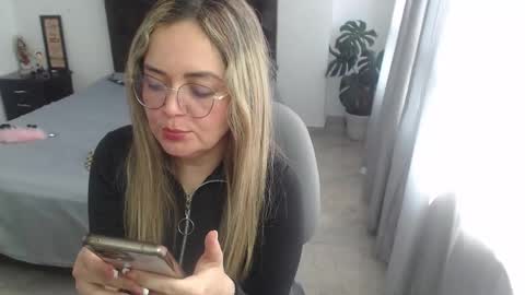 samy_vsn online show from 01-12-25, 08:47