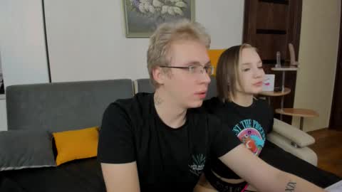 Snapshot of samyscott chatting on 12-02-25, 06:19 SamyScott online show from 12-02-25, 06:19