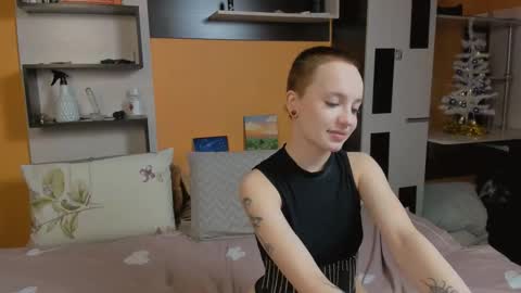 Snapshot of samyscott chatting on 12-19-25, 07:15 SamyScott online show from 12-19-25, 07:15