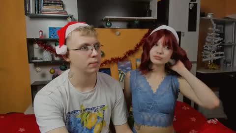 Snapshot of samyscott chatting on 12-21-25, 08:21 SamyScott online show from 12-21-25, 08:21