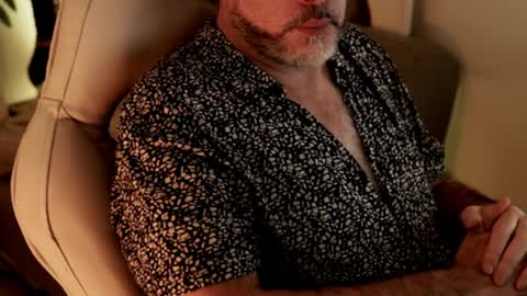 Sanders online show from 12-23-24, 01:29