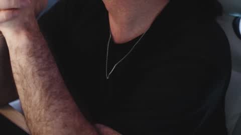 Sanders online show from 02-25-25, 05:52