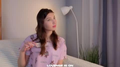 Isabel but you can call me Bella online show from 12-05-25, 01:36