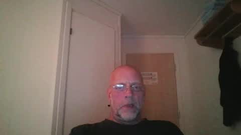Snapshot of sandnesrune523 chatting on 12-15-25, 06:34 sandnesrune523 online show from 12-15-25, 06:34