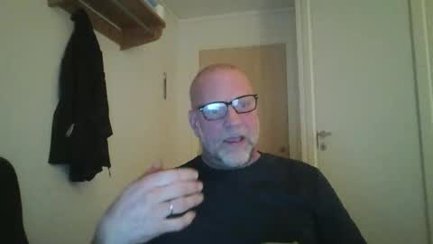 Snapshot of sandnesrune523 chatting on 02-19-26, 06:59 sandnesrune523 online show from 02-19-26, 06:59