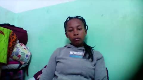 sandra1253099 online show from 11-09-25, 07:39