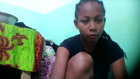 sandra1253099 online show from 11-24-25, 07:41