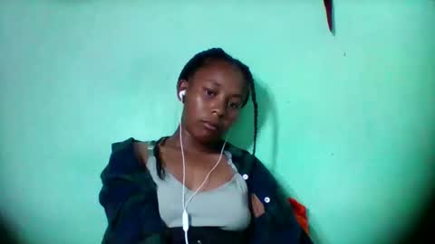 sandra1253099 online show from 01-13-26, 06:24