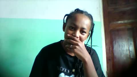 Snapshot of sandra1253099 chatting on 02-02-26, 06:28 sandra1253099 online show from 02-02-26, 06:28