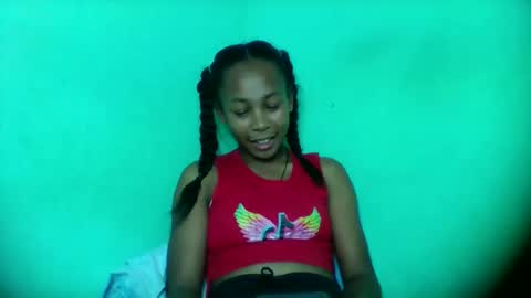 Snapshot of sandra1253099 chatting on 02-06-26, 06:44 sandra1253099 online show from 02-06-26, 06:44