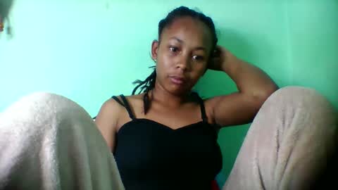 Snapshot of sandra1253099 chatting on 02-11-26, 05:34 sandra1253099 online show from 02-11-26, 05:34