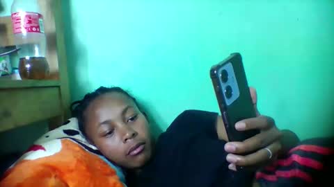 Snapshot of sandra1253099 chatting on 02-26-26, 05:56 sandra1253099 online show from 02-26-26, 05:56