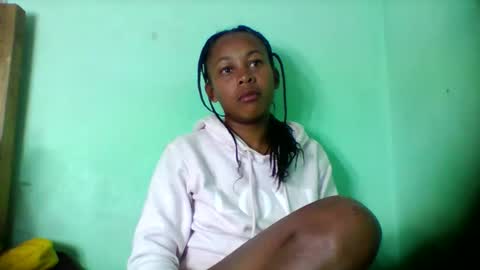 Snapshot of sandra1253099 chatting on 03-15-26, 05:41 sandra1253099 online show from 03-15-26, 05:41