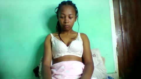 Snapshot of sandra1253099 chatting on 03-23-26, 05:11 sandra1253099 online show from 03-23-26, 05:11