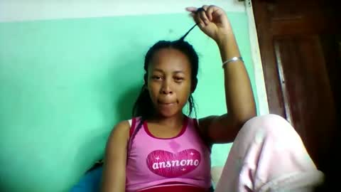 Snapshot of sandra1253099 chatting on 03-24-26, 05:40 sandra1253099 online show from 03-24-26, 05:40