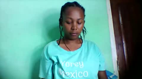 Snapshot of sandra1253099 chatting on 04-16-26, 08:15 sandra1253099 online show from 04-16-26, 08:15