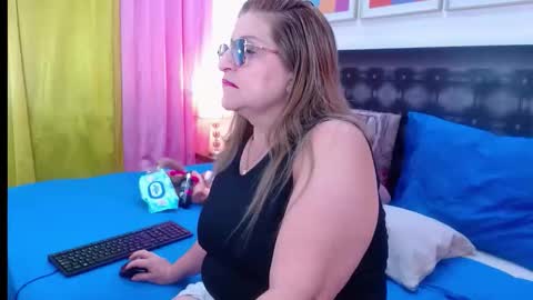 Snapshot of sandra_20_ chatting on 02-18-26, 11:06 SANDRA online show from 02-18-26, 11:06