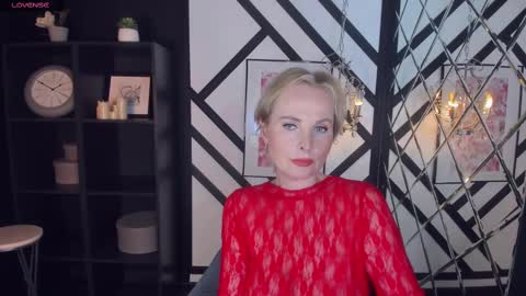 Sandra online show from 02-11-25, 11:43