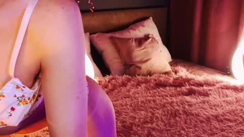 Sandy  online show from 03-01-25, 01:11