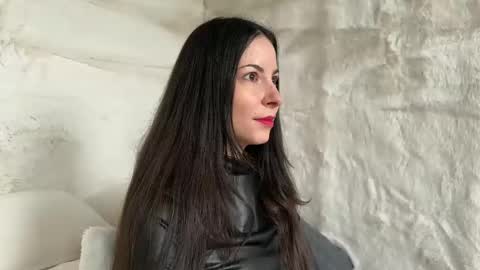 Snapshot of sandraschonherz chatting on 02-18-25, 08:27 Sandra Schonherz online show from 02-18-25, 08:27