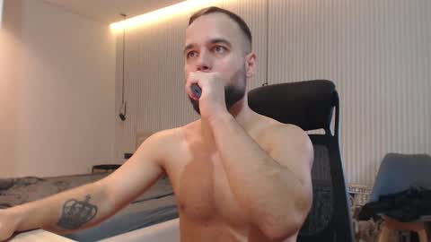 DeAlex online show from 11-19-25, 06:57