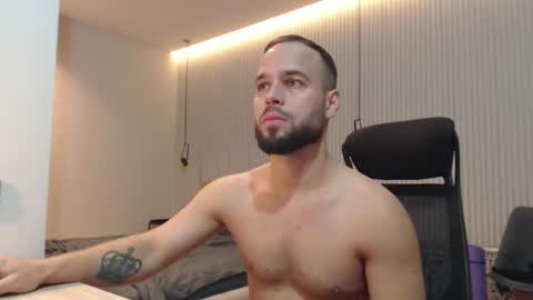 DeAlex online show from 11-23-25, 02:17