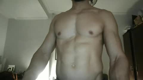 Snapshot of sandrofitness chatting on 02-17-26, 01:57 sandro online show from 02-17-26, 01:57