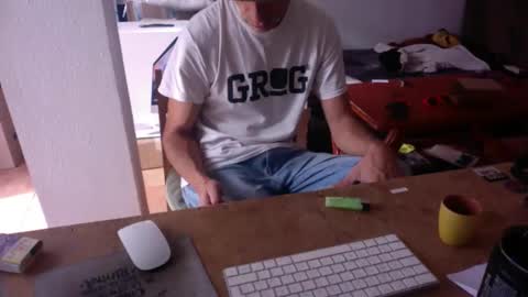 lucas online show from 10-14-25, 08:59