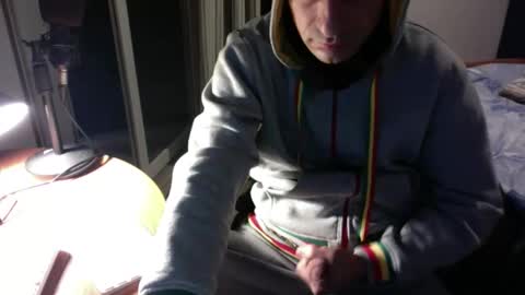 Snapshot of sandropertoni chatting on 02-28-26, 07:04 lucas online show from 02-28-26, 07:04