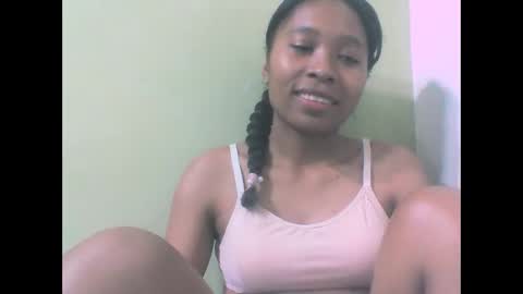 sandy735579 online show from 11-10-25, 05:50