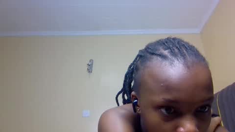 sandy online show from 10-23-25, 01:38