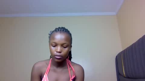 sandy online show from 11-08-25, 12:22