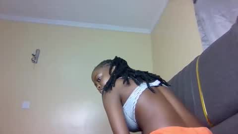 sandy online show from 11-18-25, 12:38