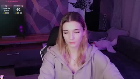 sandy_belle88 online show from 11-18-25, 07:29