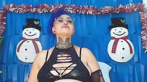 Sandy Rose online show from 12-15-24, 01:02